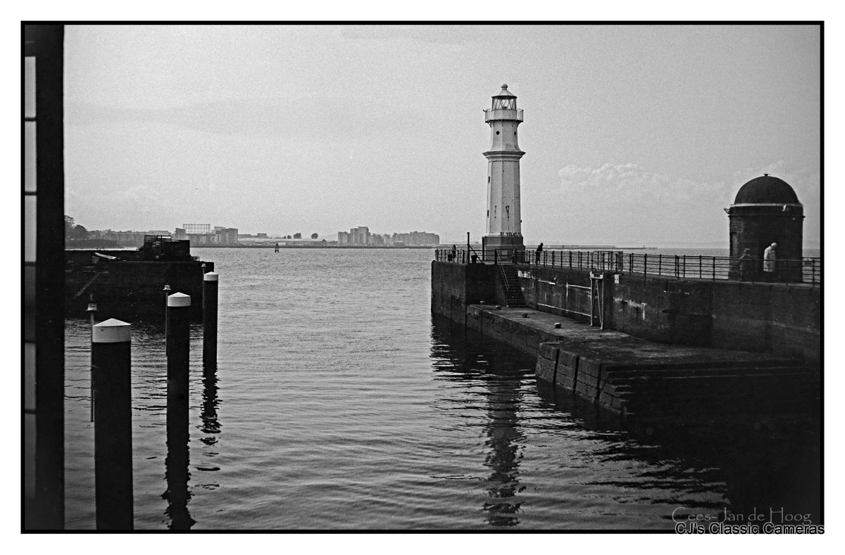 click image for photos Voigtlander Vitessa N