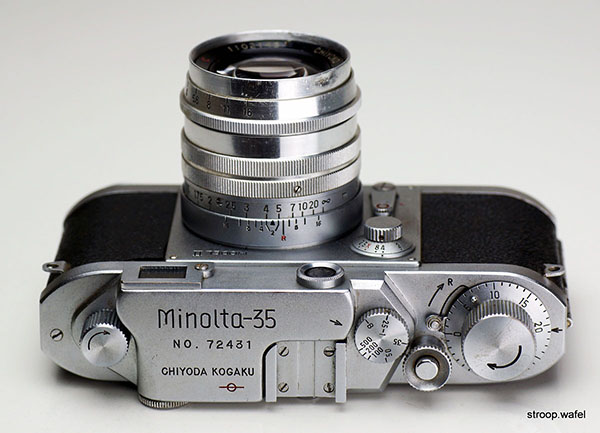 Minolta 35 Model II camera photo