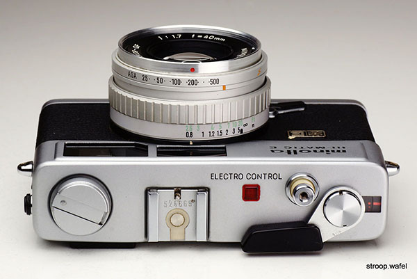 Minolta Hi-Matic E photo