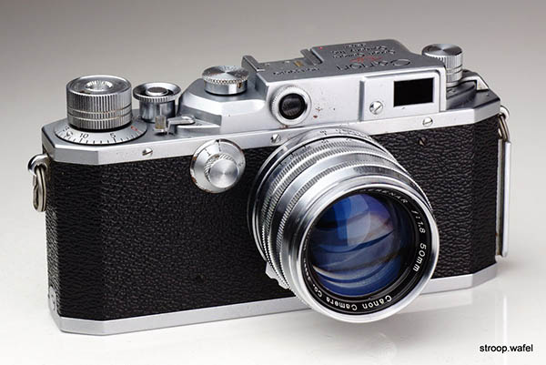 Canon II-F rangefinder camera photo