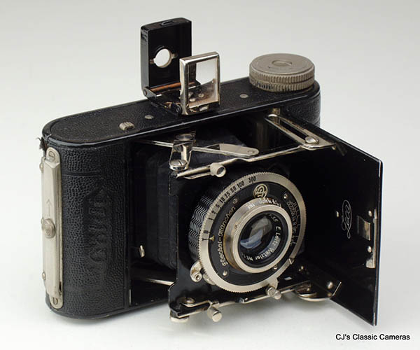 click image for camera Zeca Goldi photo