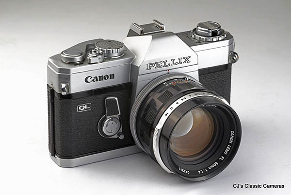 Canon AT-1 photo
