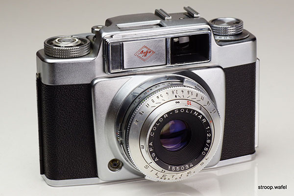 その他 Agfa Solingtte Agfa Isolette III - Down the Road
