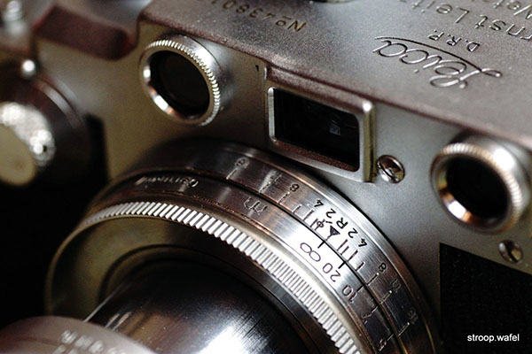 Leitz Summitar lens photo