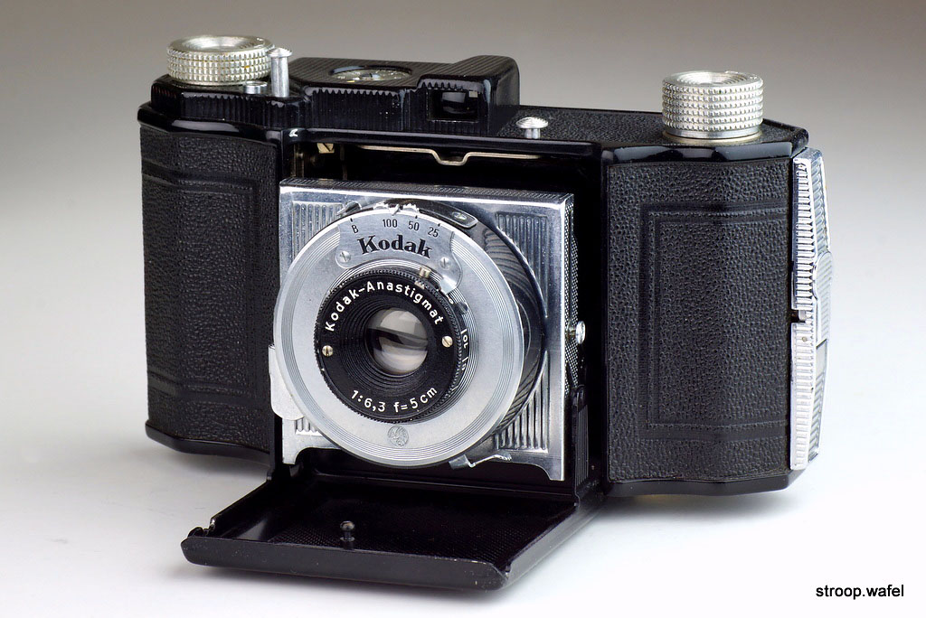 Kodak Retinette F & Angénieux Anastigmat 45mm F/3,5